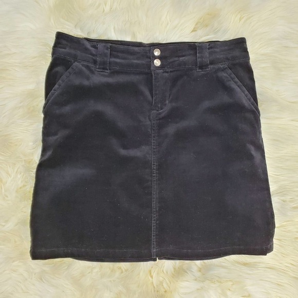 Forever 21 Black Corduroy Mini Skirt SALE - Picture 8 of 9